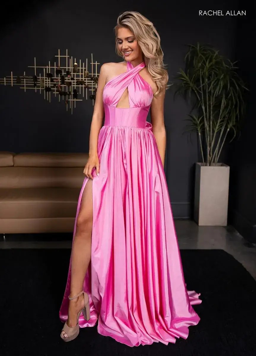 Make a Statement: The Hottest Colors for Prom 2025 Image