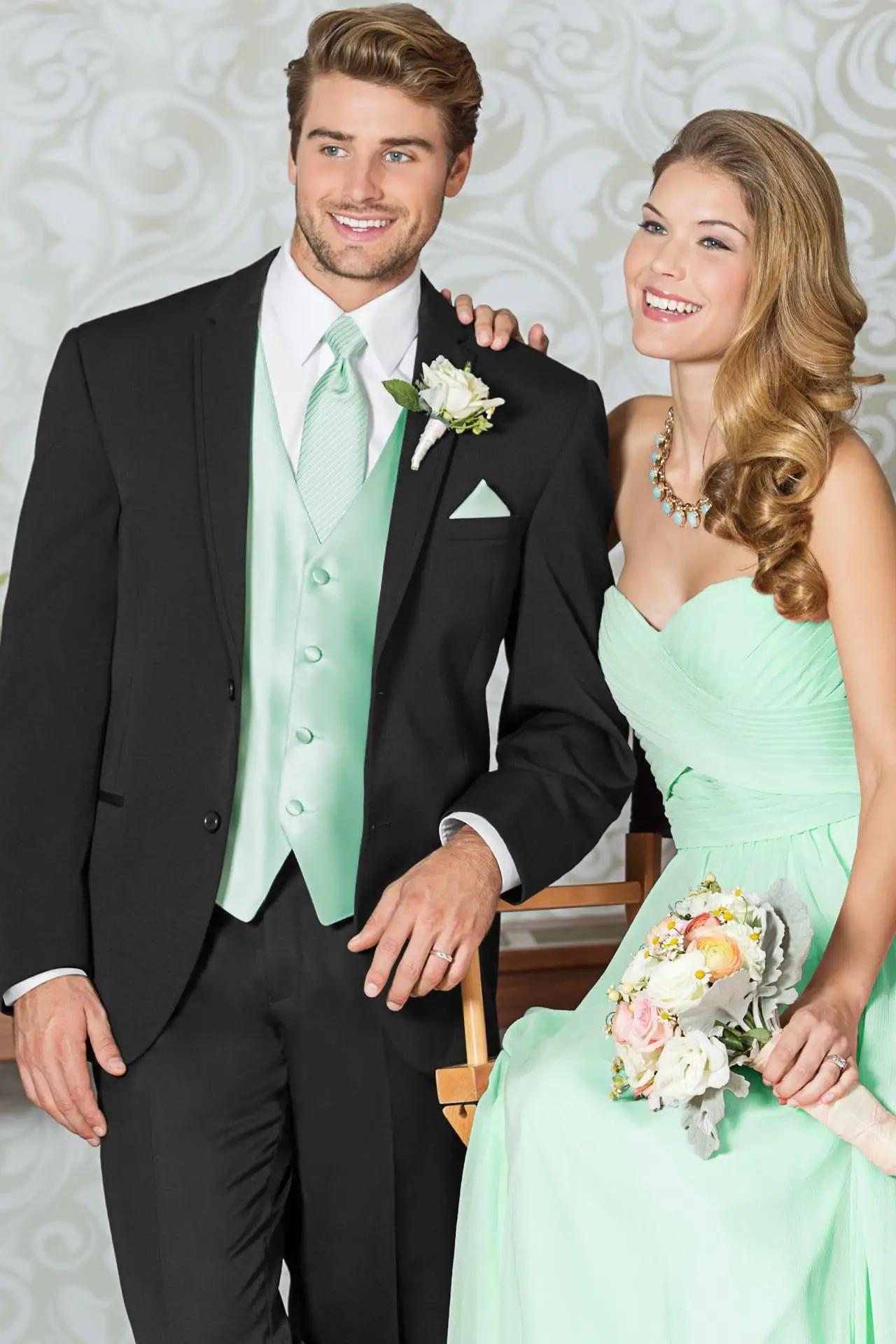 How to Choose the Perfect Tuxedo for Homecoming Image